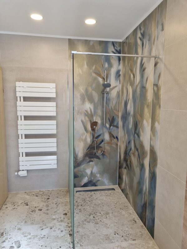 Fliesenverlegung in Badezimmer und WC